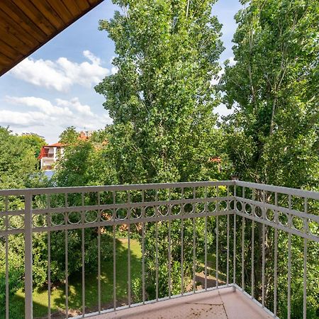 Bed and Breakfast Izabella Panzio Хайдусобосло Экстерьер фото